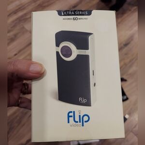 Flip Video Ultra Series 2 GB Memory  With Strap And Cable. Records 60 Minutes.